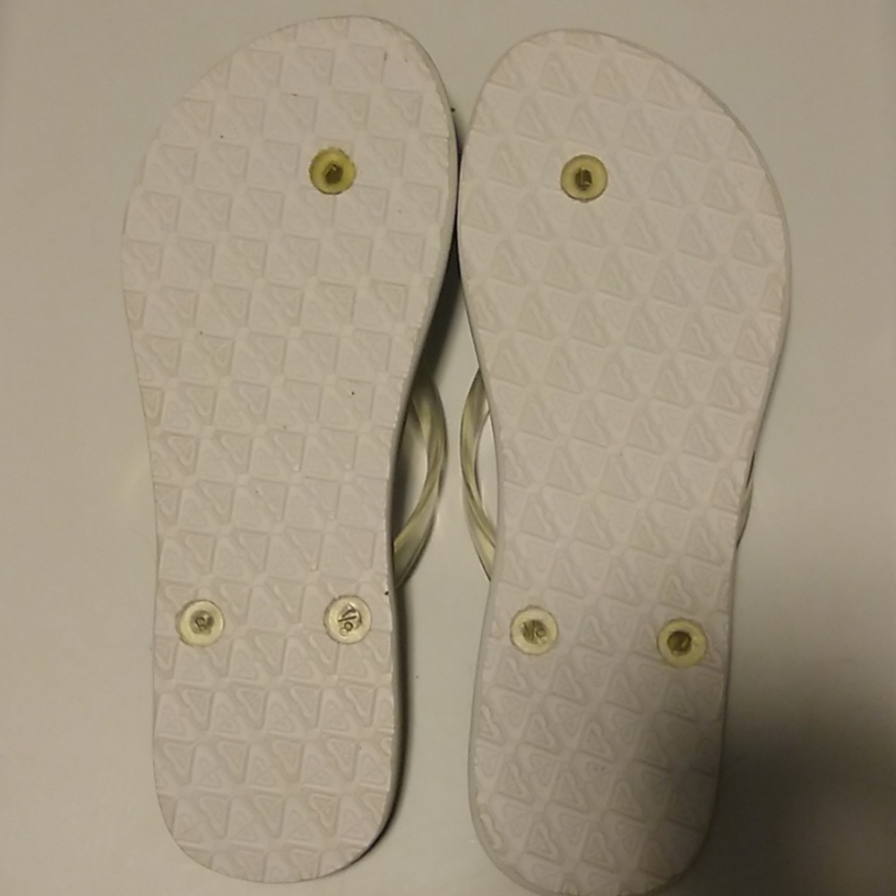 Roxy Flip-flops - Like New! - Picture 4 of 5